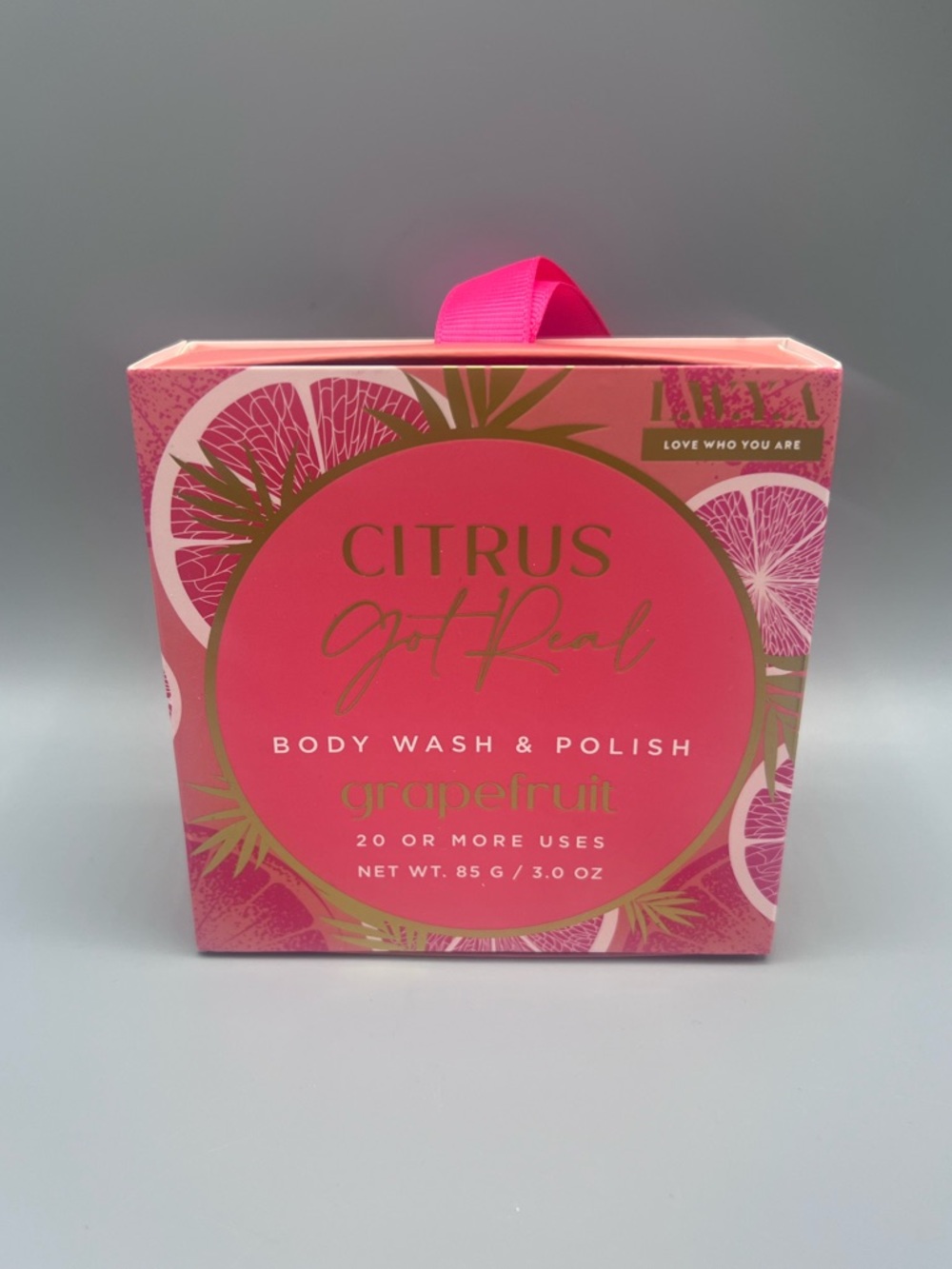 LWYA Love Who You Are Grapefruit Body Wash & Polish Sponge New